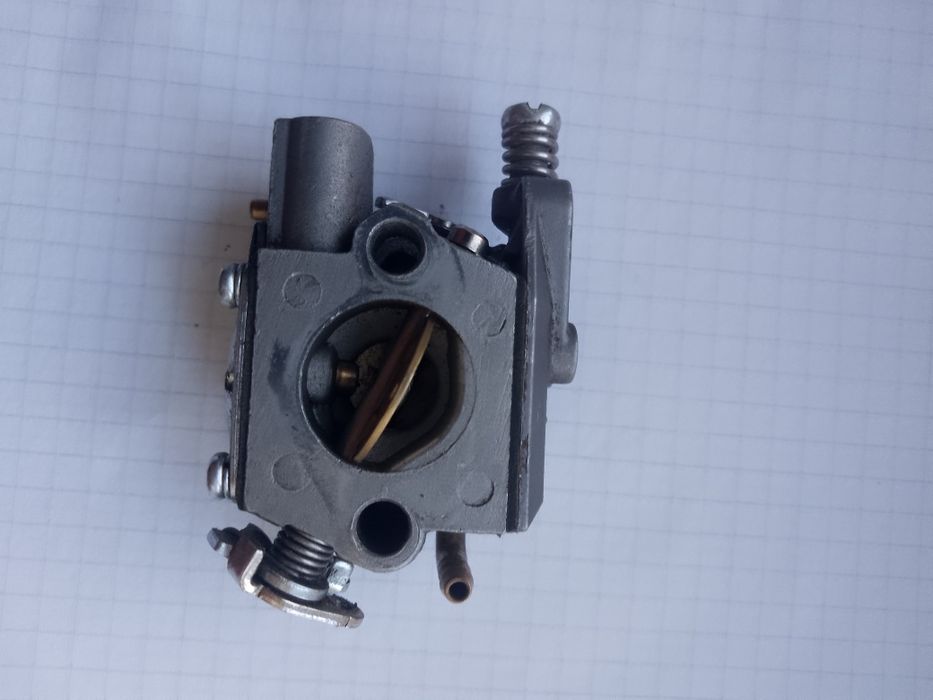 Карбіратор для бензопили