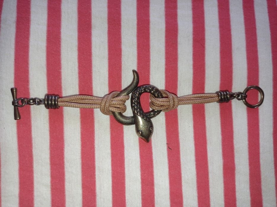 Браслет на руку змія