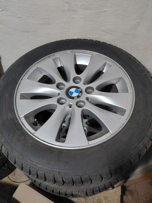 Alufelgi 16 5×120 z prawie nowymi oponami zimowymi z 2025r.