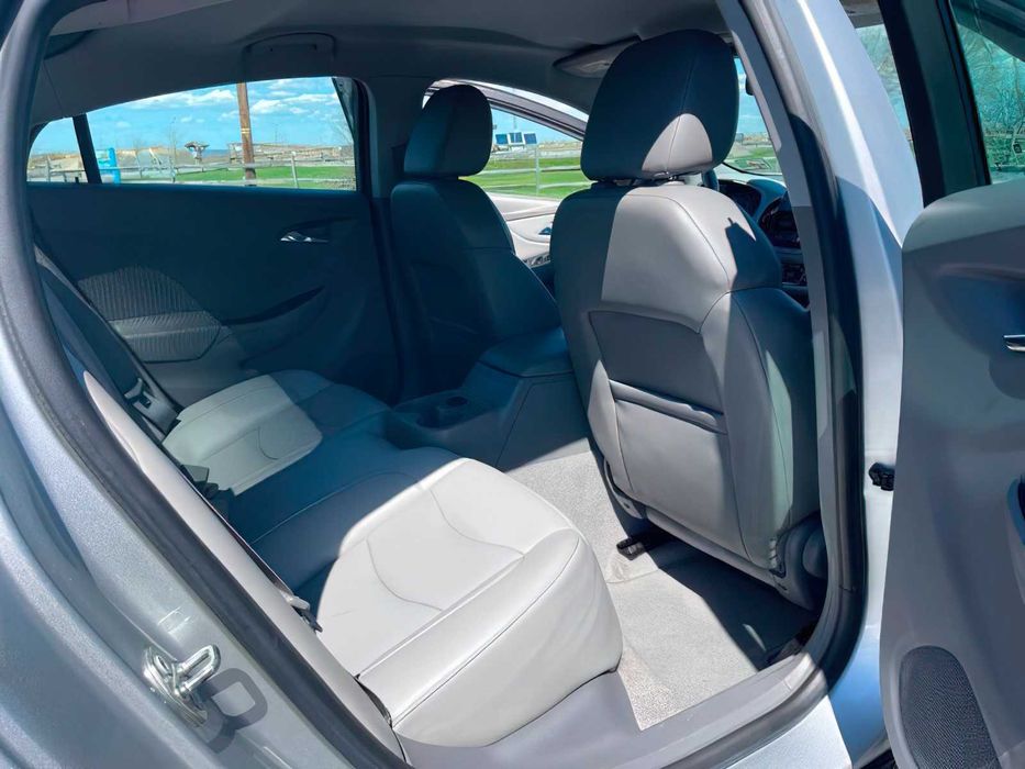 Chevrolet Volt LT      2016