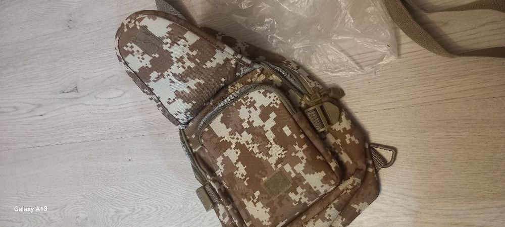 Saszetka ,plecaczek .Moro .Męski