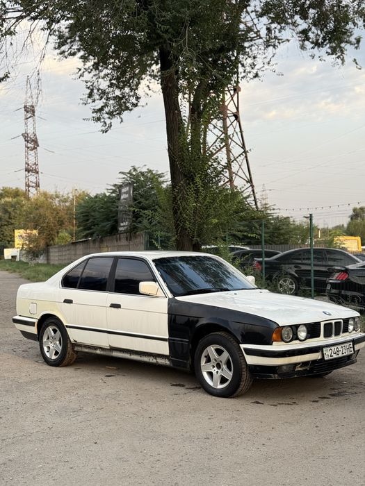 BMW E34  m50B25