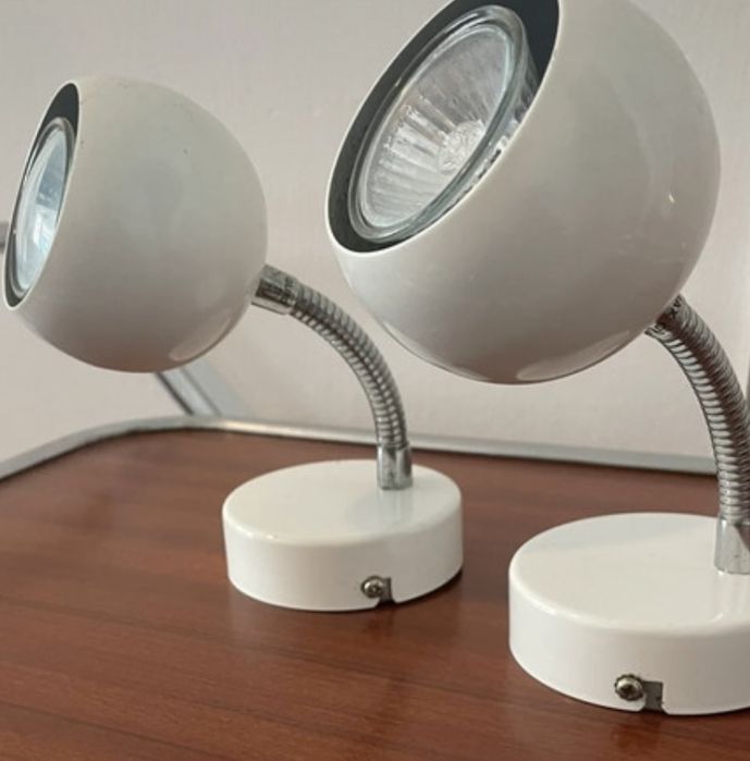 Par de apliques anos 70