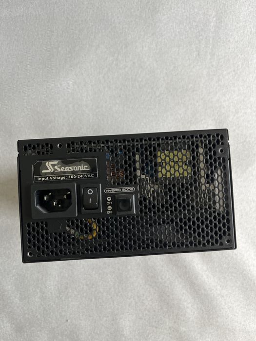 Fonte de Alimentaçao Seasonic PRIME Ultra 650w  Titanium