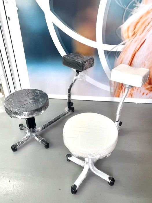 Bancos de Pedicure e Manicure Profissional - NOVOS