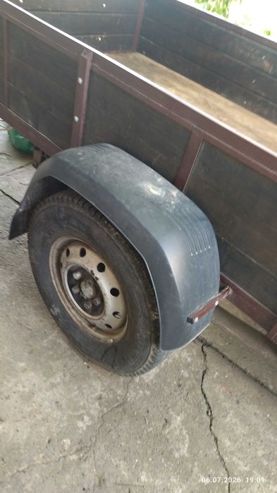 продам легковий причеп