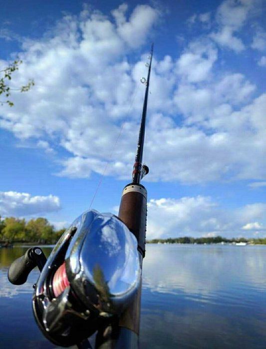 Спіннінг кастинговий Shimano lesath 240
