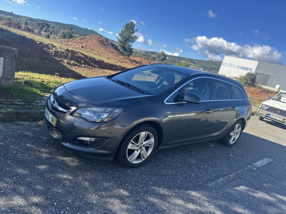 Opel Astra J 1.6 - 110cv - 2015