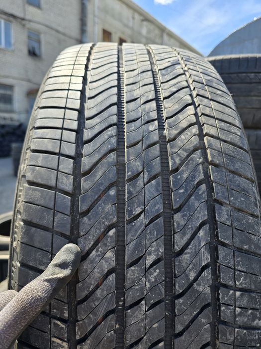 285/45R22 Bridgestone Alenza A/S 02