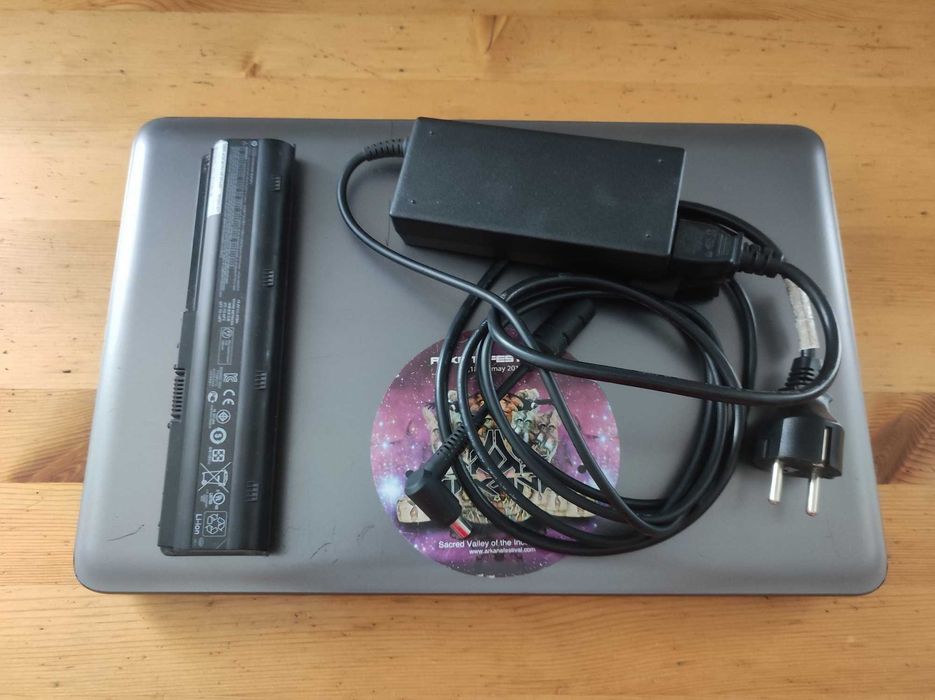 Laptop 15,6" Notebook HP 650 655 B970/4GB/128GB SSD/DVD/Win10 zasilacz