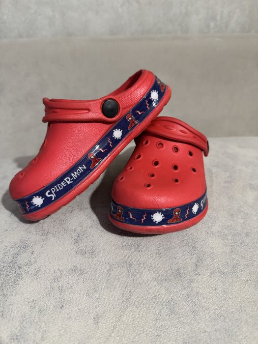 Кроксы на мальчика 27 размер б/у, шлепки на мальчика 27 р