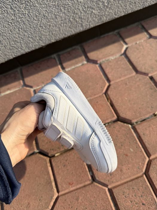 Кросівки кросовки адідас adidas 25 р 15,5 см