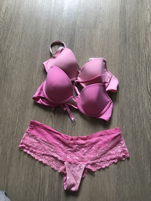 Новий Бюстгальтер 85В