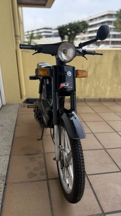 Vespino com kit 65cc e escape rendimento