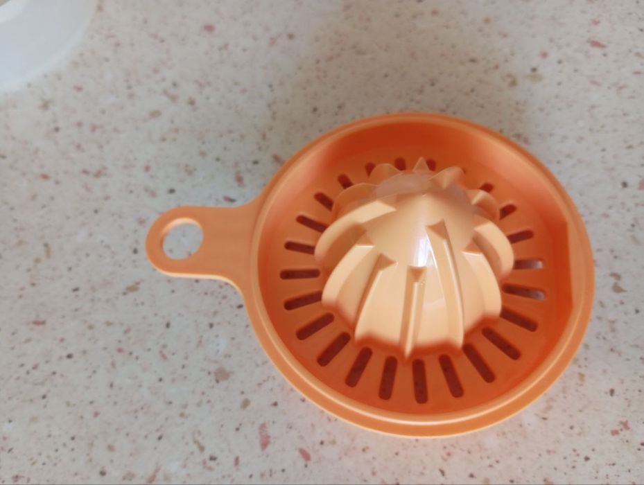 Ручная соковыжималка Tupperware Поварёнок