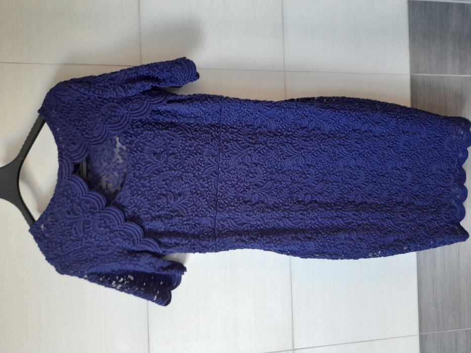 Granatowa koronkowa elegancka sukienka Orsay M