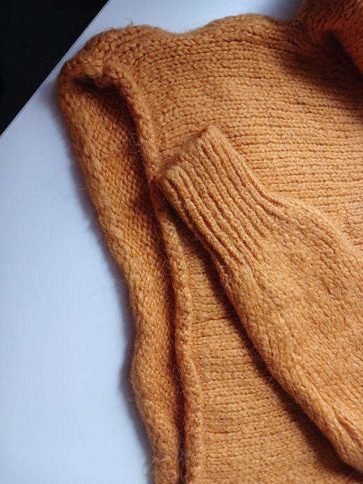 Мохеровый свитер  ZARA