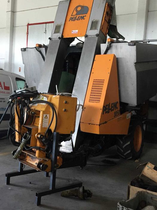 Maquina de Vindimar Pellenc 3050