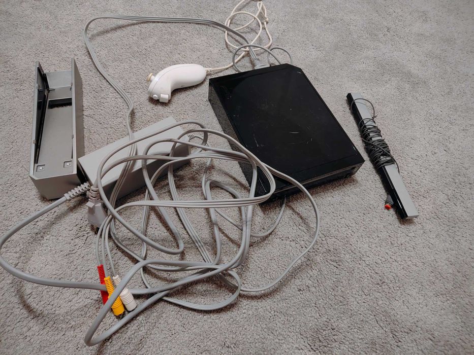 konsola nintendo wii + akcesoria Nintendo Wii