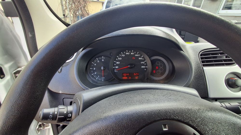 Renault kangoo 2011 1.5  продам