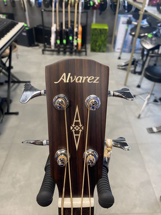 Gitara basowa elektroakustyczna Alvarez