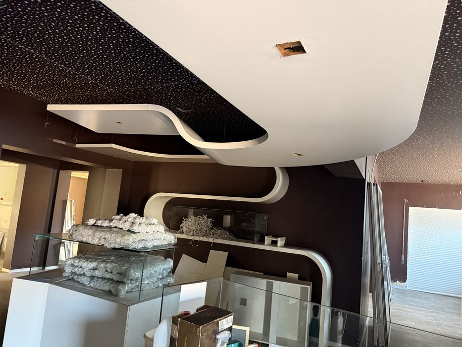 Moveis de madeira com pedra em silestone