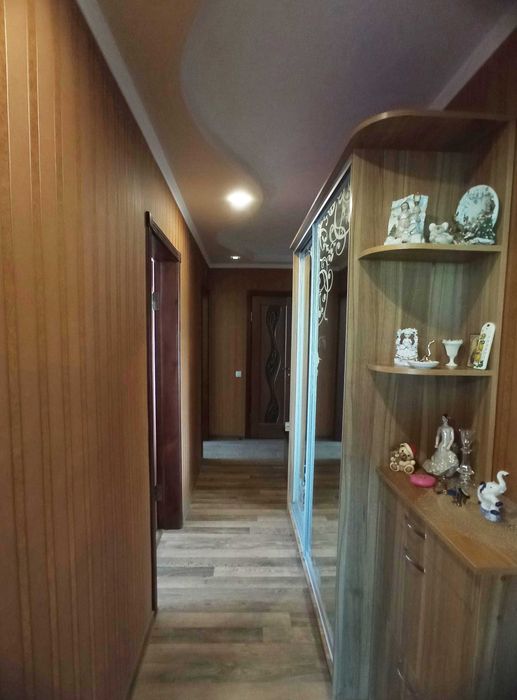 Продам двохкімнатну квартиру в смт. Вапнярка.