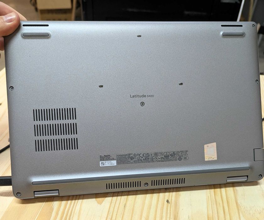Dell Latitude 5420