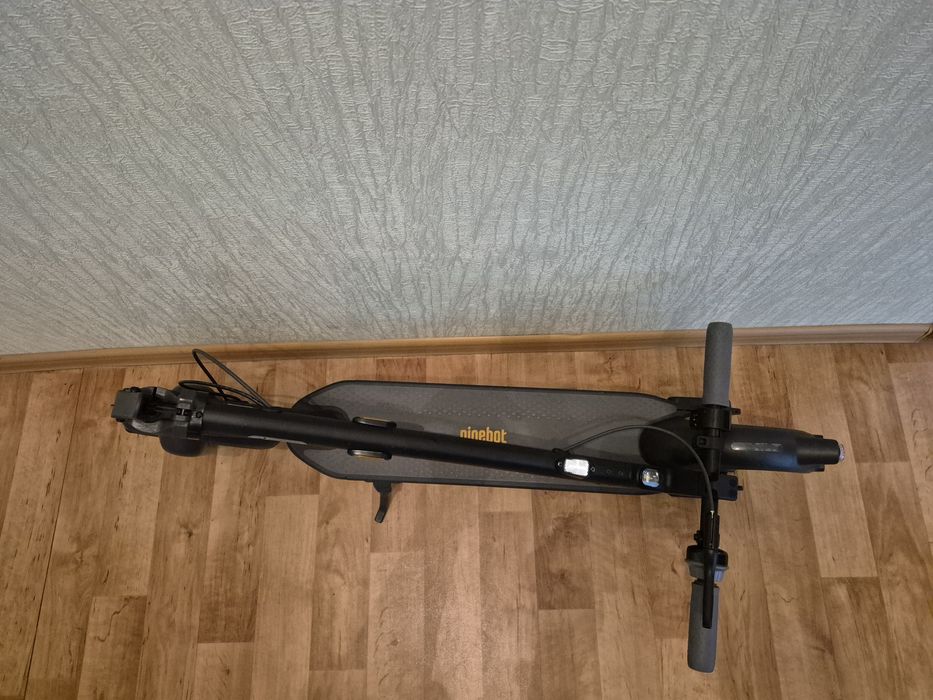 Продам електросамокат Segway Ninebot MAX G30E II