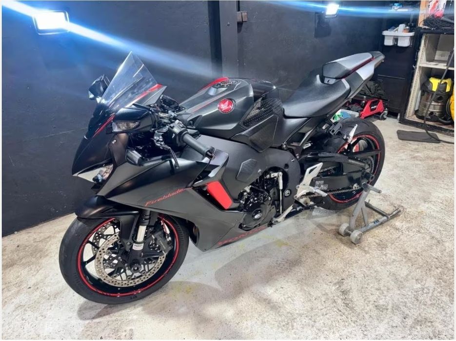 Honda CBR1000RR SC7x