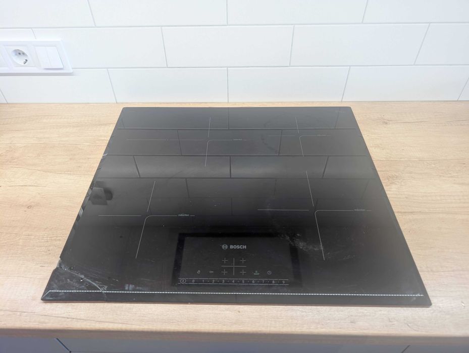 Індукційна варильна поверхня Bosch PIF651FB1E