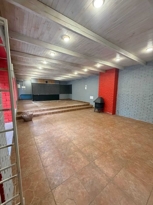 Оренда приміщення біля центру (71 м.кв.), вул. Дорошенка