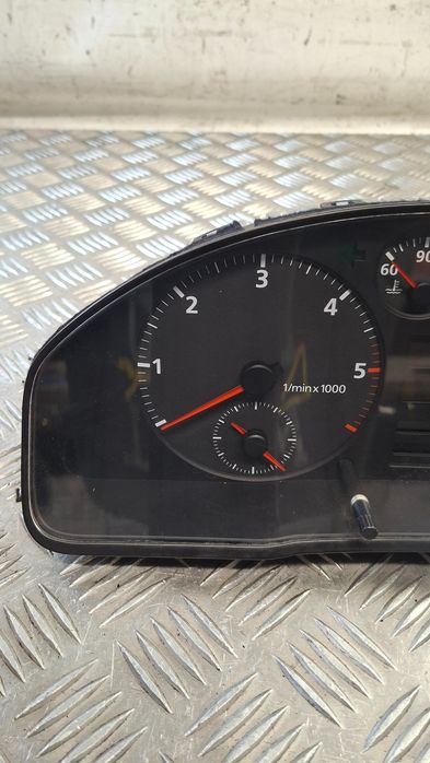 Licznik Zegary Audi A4 B5 1.9Tdi