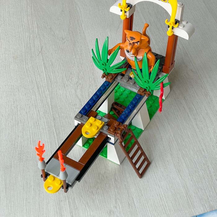 Lego 7411 Tygurah’s Roar Adventures Orient Expedition de 2003