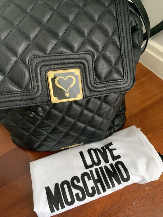 Mochila Love Moschino preta