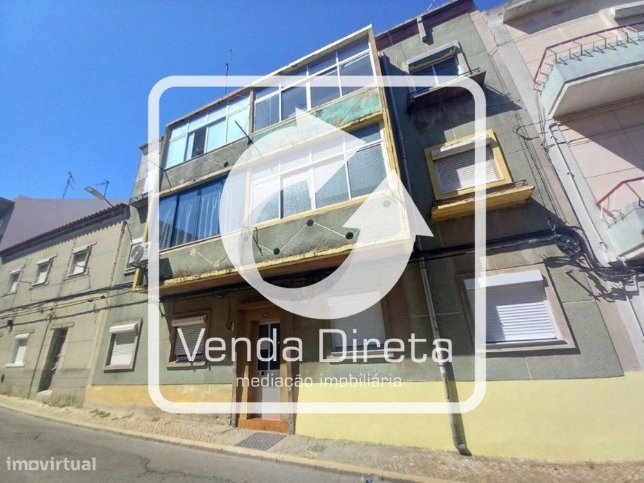 Apartamento T1 na Baixa da Banheira perto da estação de Comboio. — Baixa Da Banheira E Vale Da Amoreira, Setúbal