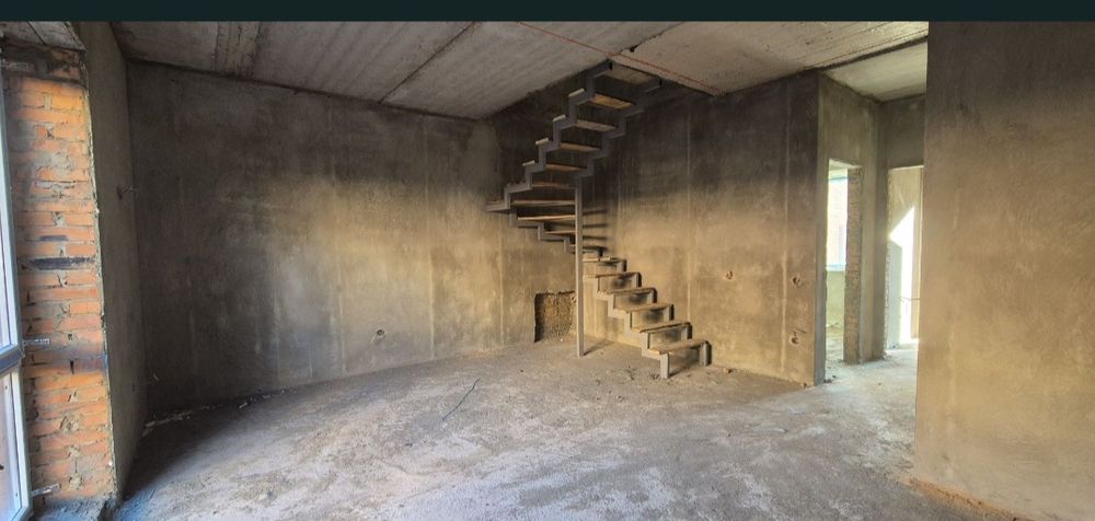 ТОПОВА Локація центральні комунікації