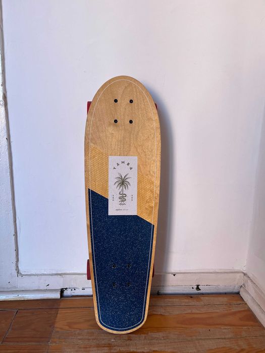 Skateboard / Skate novo Yamba