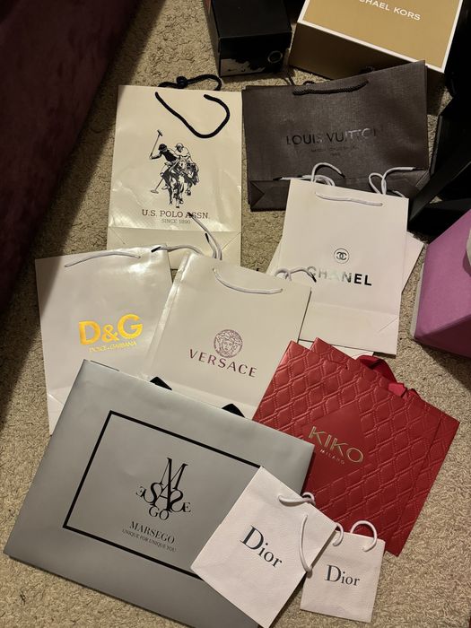Пакети коробки брендовые louis vuitton chanel d&g versace givenchi