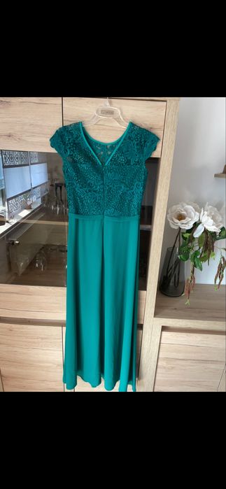 Sukienka szmaragdowa na wesele