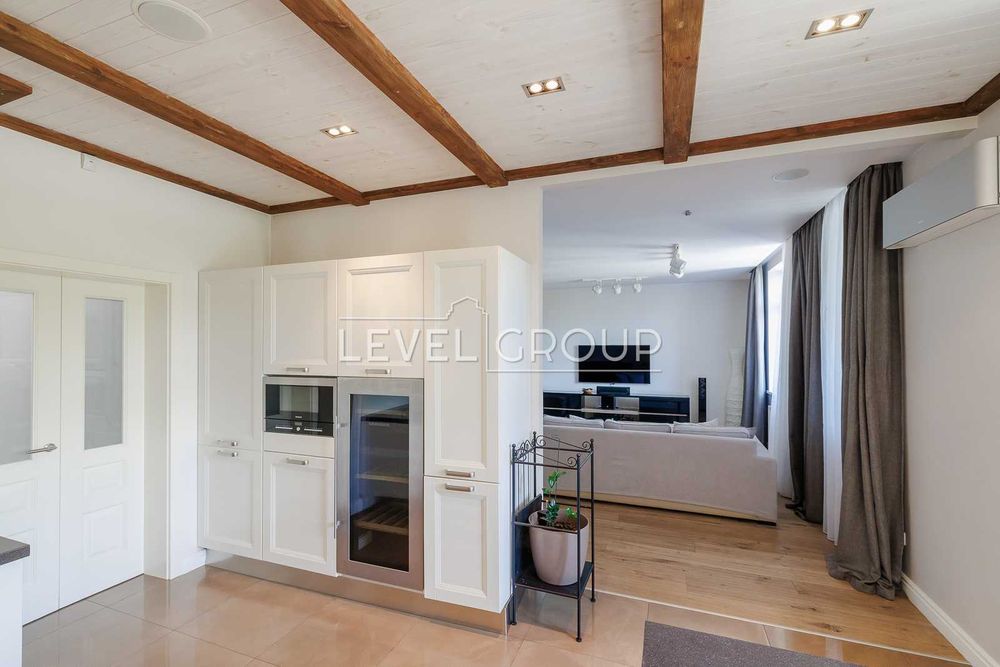 ЖК Пори року (Времена года) 3-к з якісним ремонтом