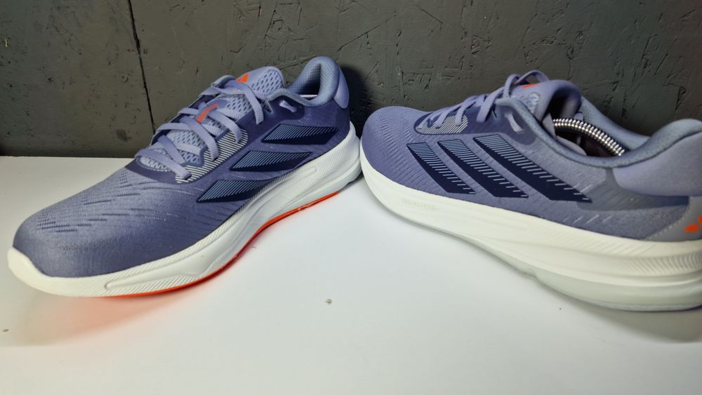 Adidas Supernova Ease розмір 45 1/3