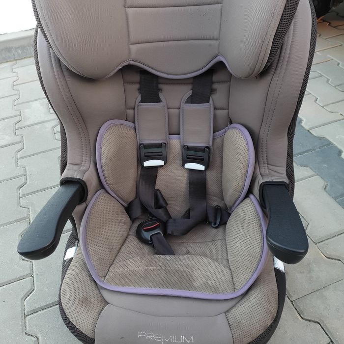 Fotelik samochodowy bez isofix stan dobry