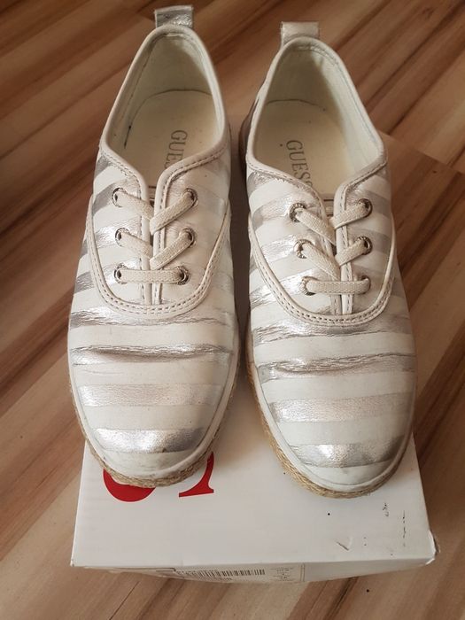 Trampki Guess rozmiar 36