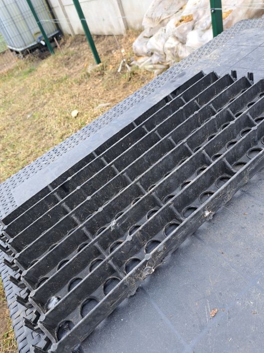 Ruszt,ruszty z tworzywa  59x20cm  lub 59x30cm  cela ,gniazdo, gołębnik