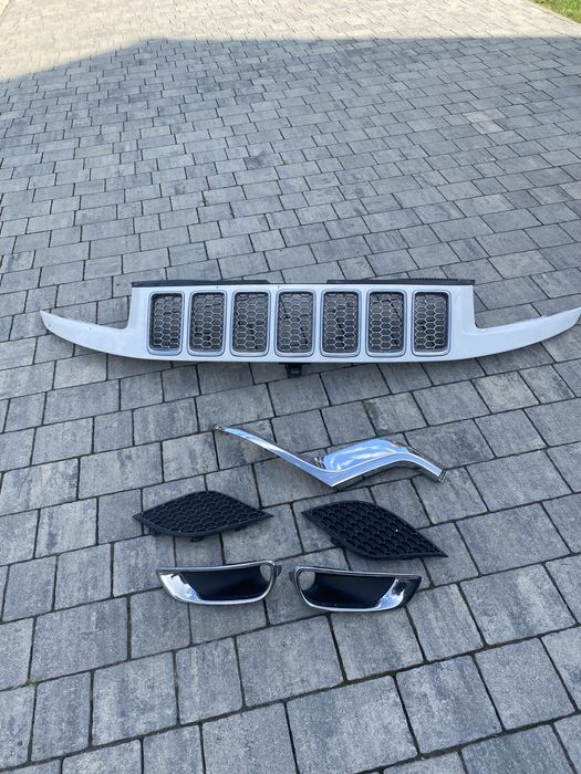 Grill Zderzak Summit Atrapa Jeep Grand Cherokee WK  2015, 2016