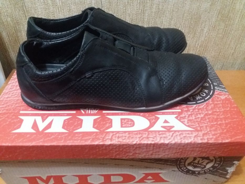 Туфлі макасини 40р. Міда