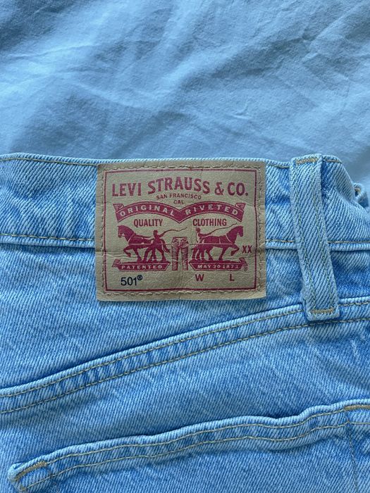 Damskie jeansy Levis 501