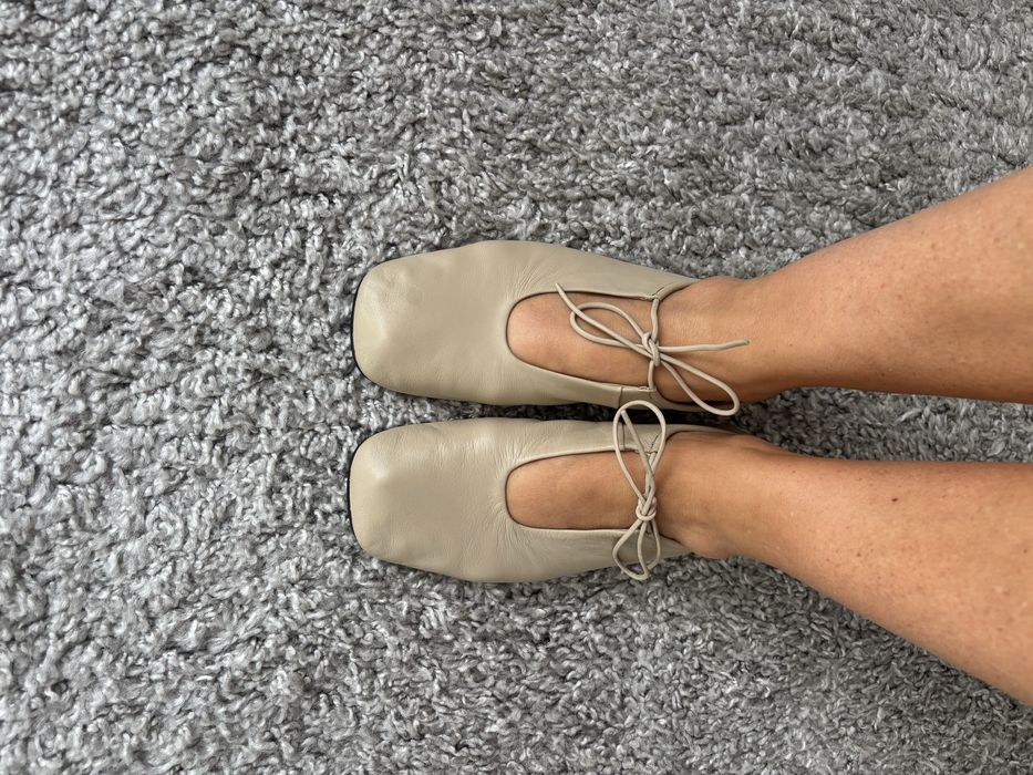 Massimo Dutti взуття