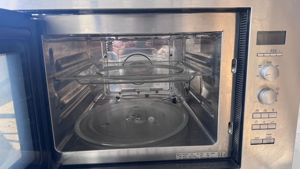 Microondas AEG  função Grill e Convecção